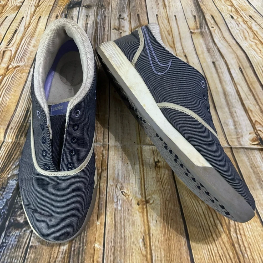Nike Lunarlon Women’s Size 7.5 Gray Purple Golf Cleats